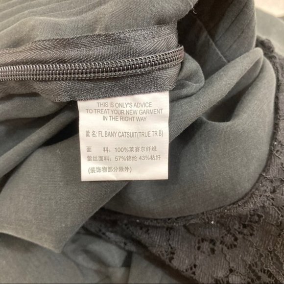 ONLY Front Pockets Long Romper Tie up Skull Head Button Lace Back - Picture 12 of 12